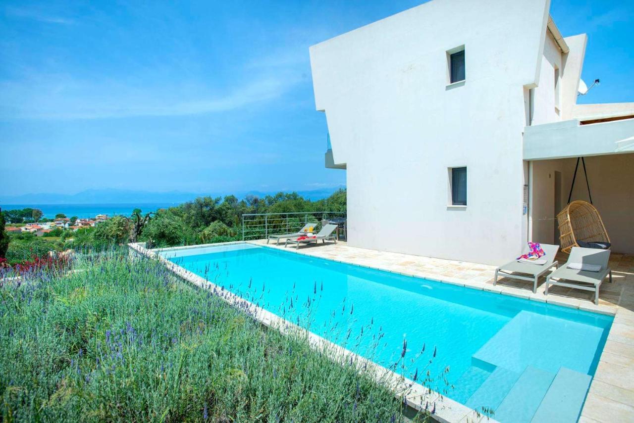 Olivia By Vintage Travel Villa